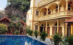 Tam Coc Mountain Lake Homestay